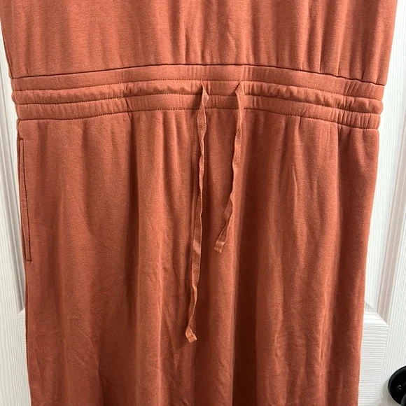 Inherit Rust Orange dress with Cuffed Short Sleeves - Picture 2 of 8